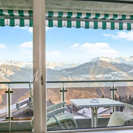 A - Avec Magnifique Vue Sur La Vallee